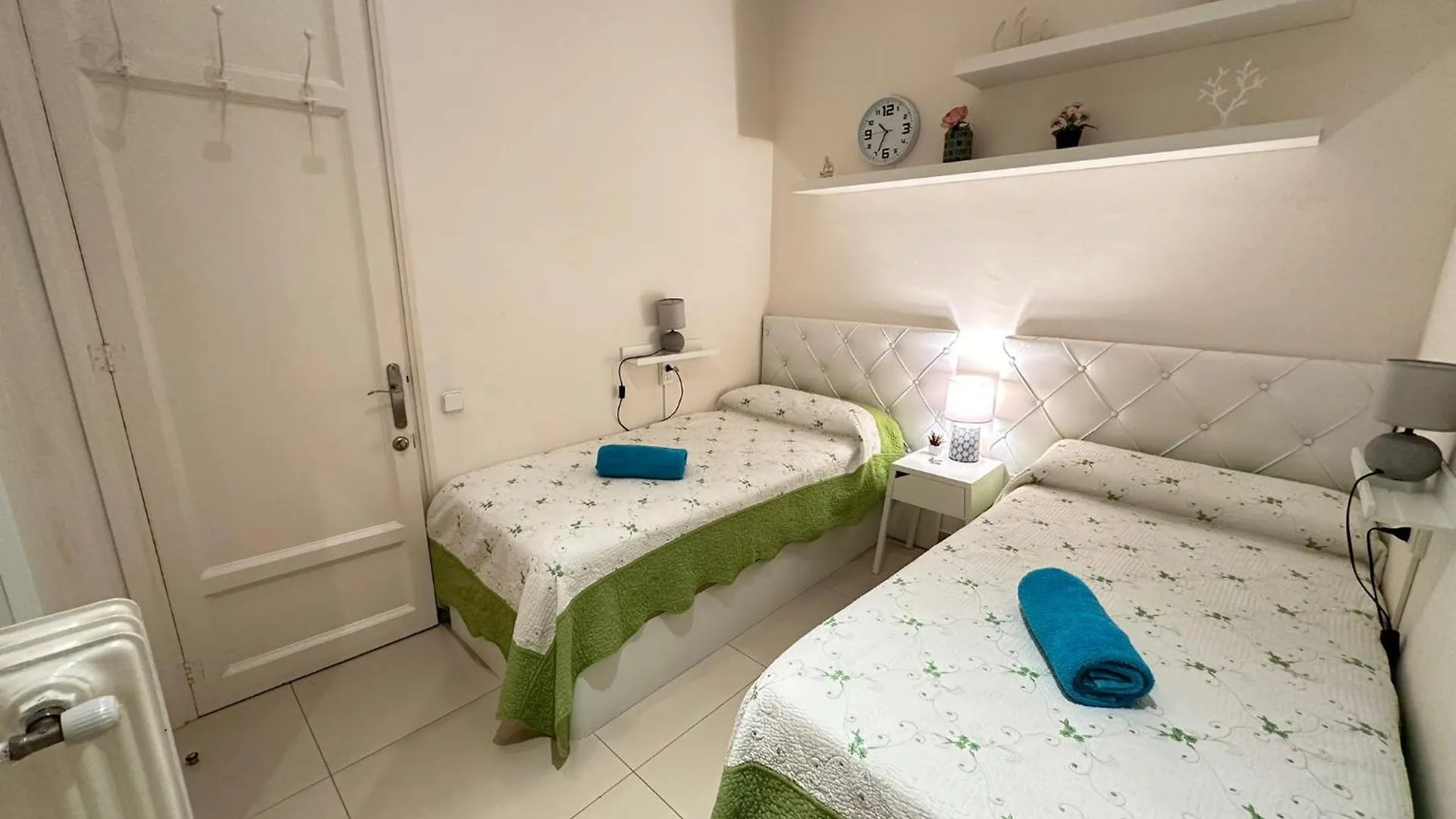Bed & Breakfast Alojamiento Gran Via Barcelona